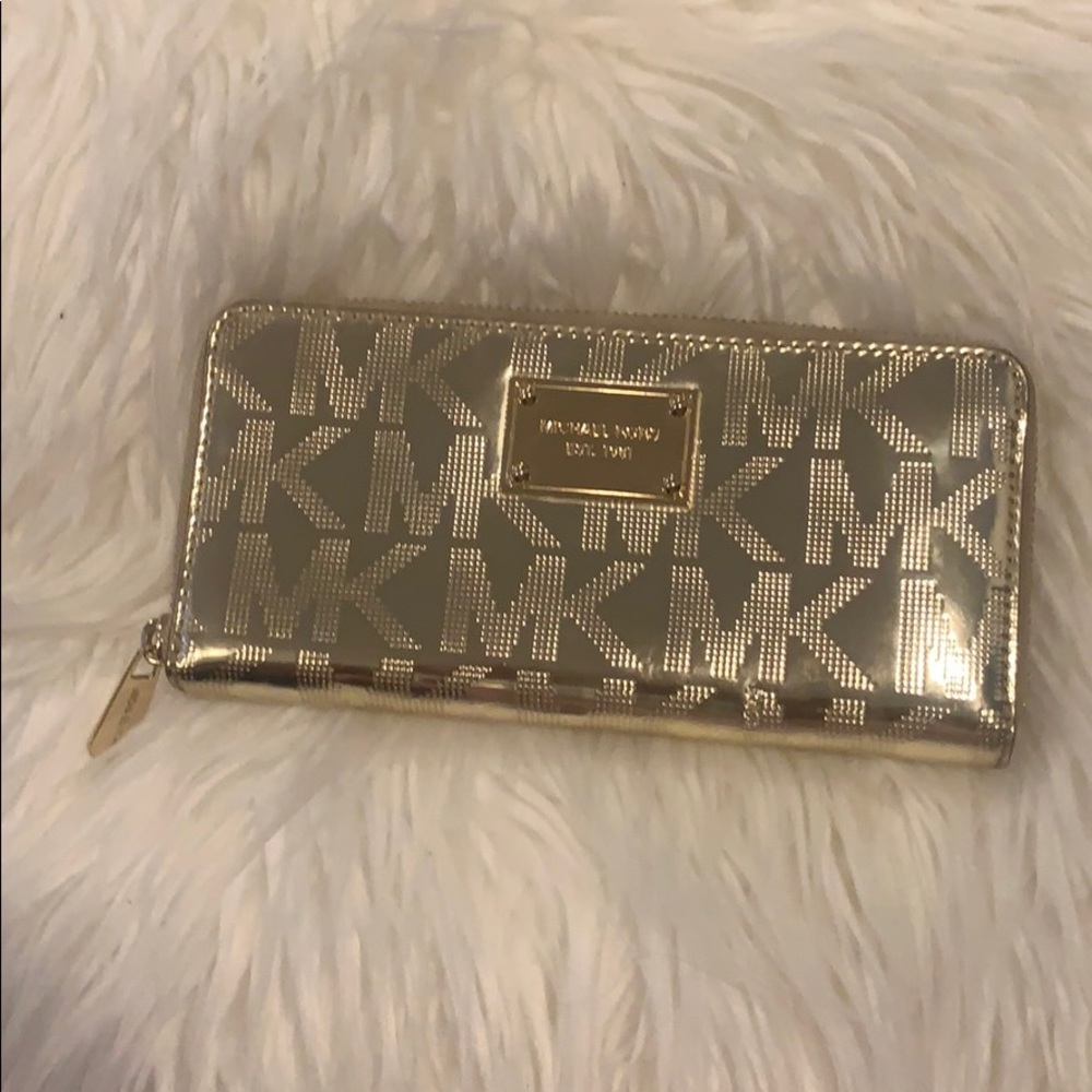 Gold Micheal Kors wallet